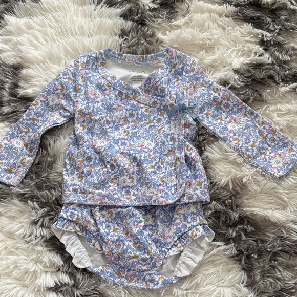 Carter's Other - Floral Baby Outfit Set, 9 months. New!